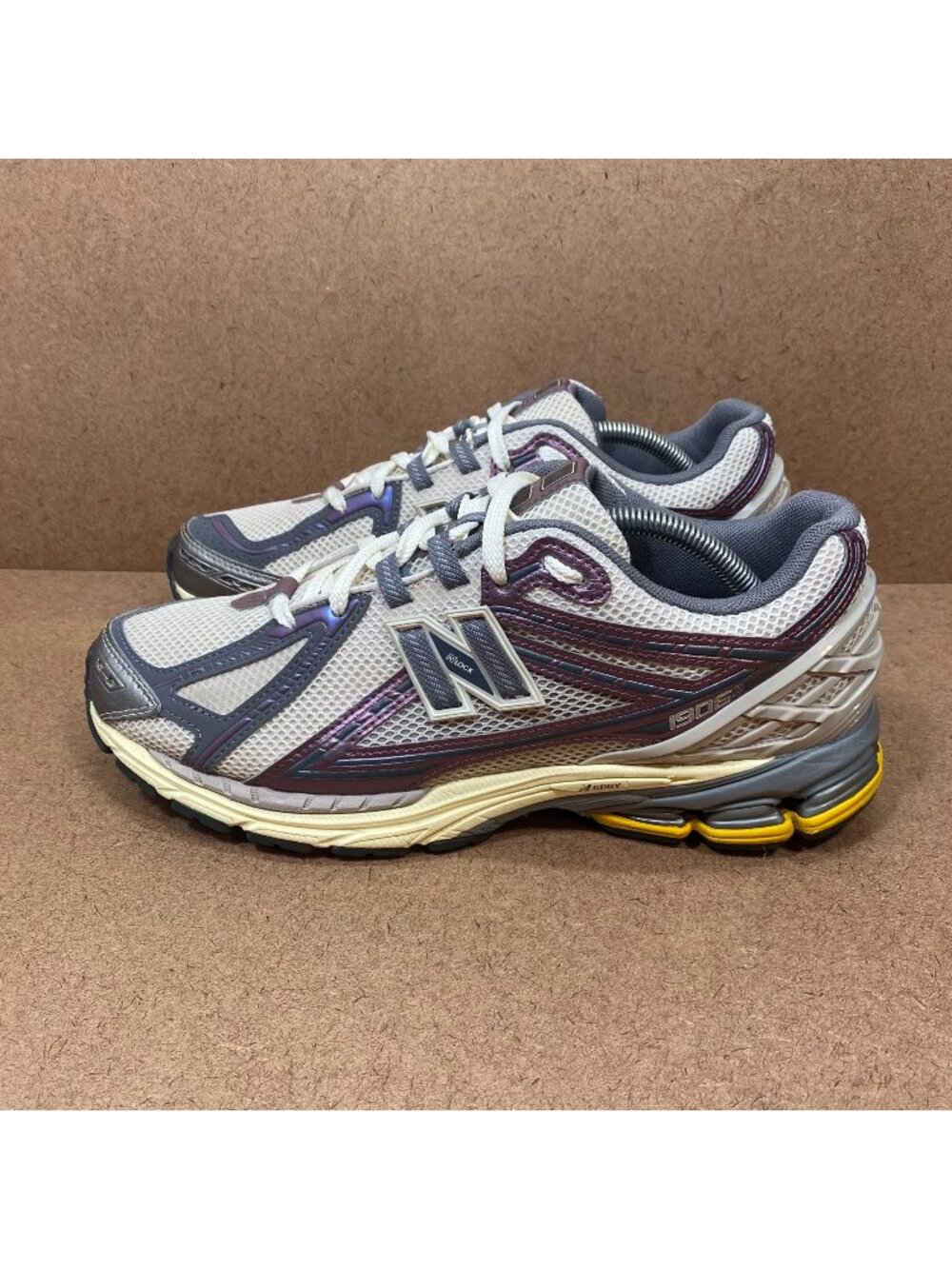 New Balance 1906R Licorice Mens Running Sneakers Size 11 White & Purple Athletic